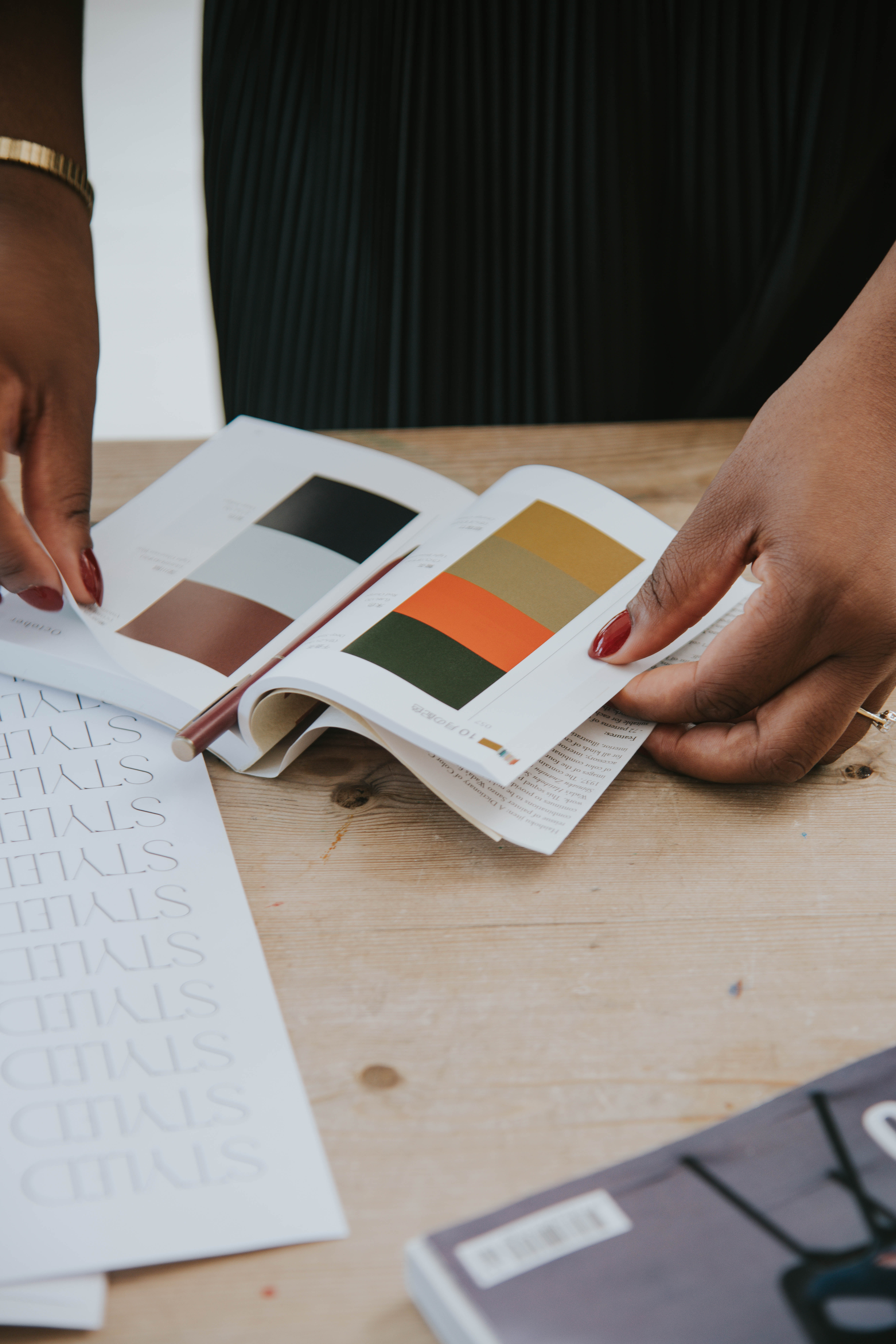 Online Colour Analysis — example styling